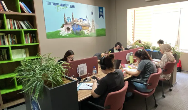 Bursa'da gençlik merkezleri sınav haftasında 24 saat açık