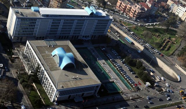 İBB'ye yönelik yeni yolsuzluk soruşturmasında 20 gözaltı