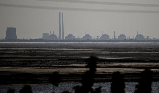 UAEA: Zaporijya Nükleer Santrali'nin tesisi vuruldu