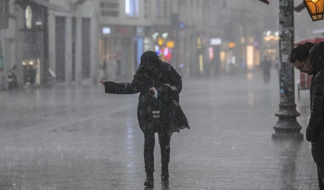 Türkiye, yağışlı ve soğuk havanın etkisi altına giriyor