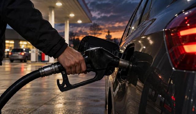 Motorin üç haneli rakamı gördü! Bursa’da benzin ve LPG ne kadar?