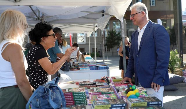 Bursa’da kitap ve sanat buluşması! Mudanya Kitap Fuarı’na görkemli kapanış