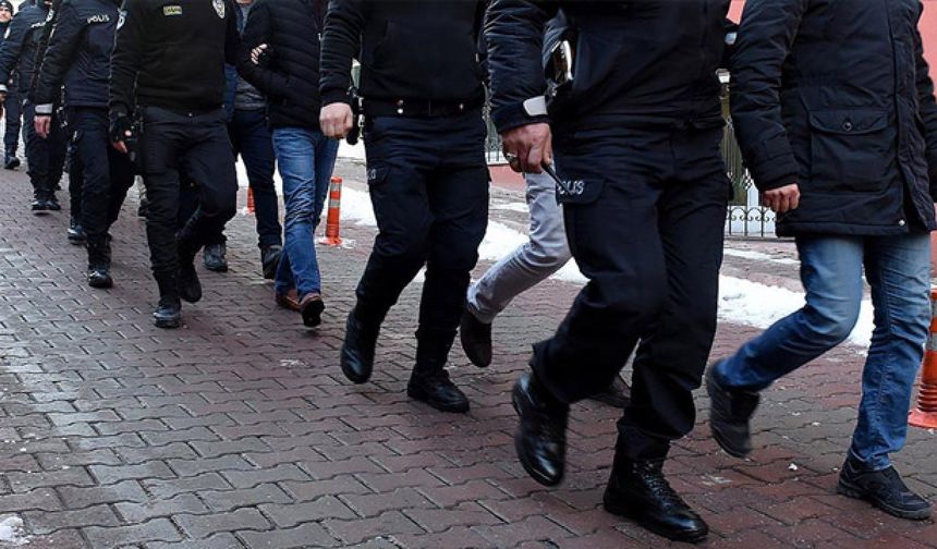 Ankara'da FETÖ operasyonu: 6 gözaltı