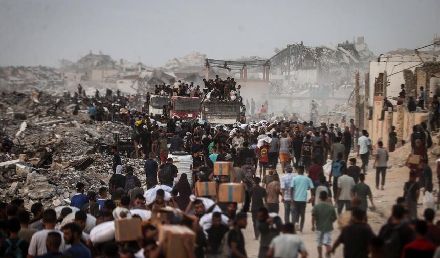 İşgalci İsrail Gazze'ye yardımların dağıtılmasını engelliyor