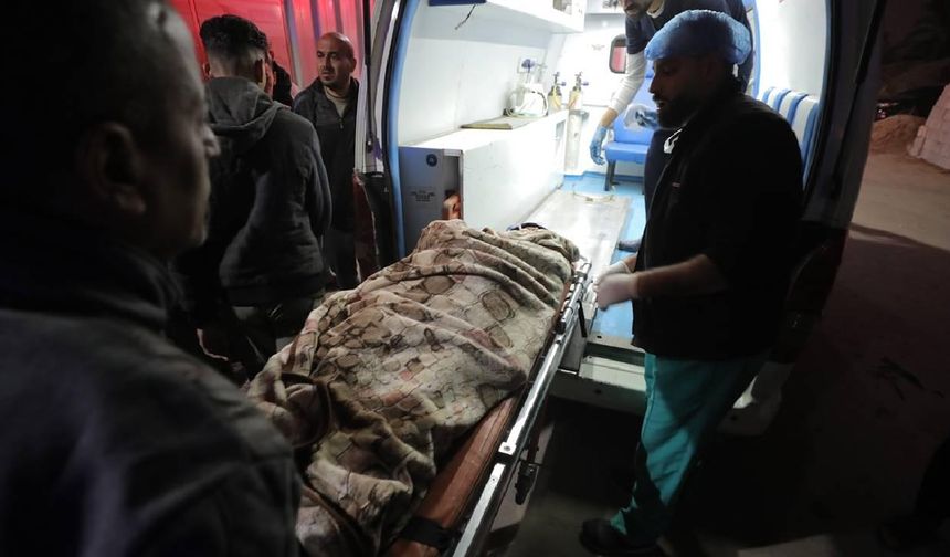 Soykırımcı İsrail'in Gazze'ye saldırılarında can kaybı son 24 saatte 101 artarak 60 bin 239'a çıktı