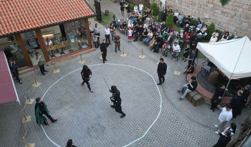 Zindankapı'da Geleneksel Kılıç şöleni