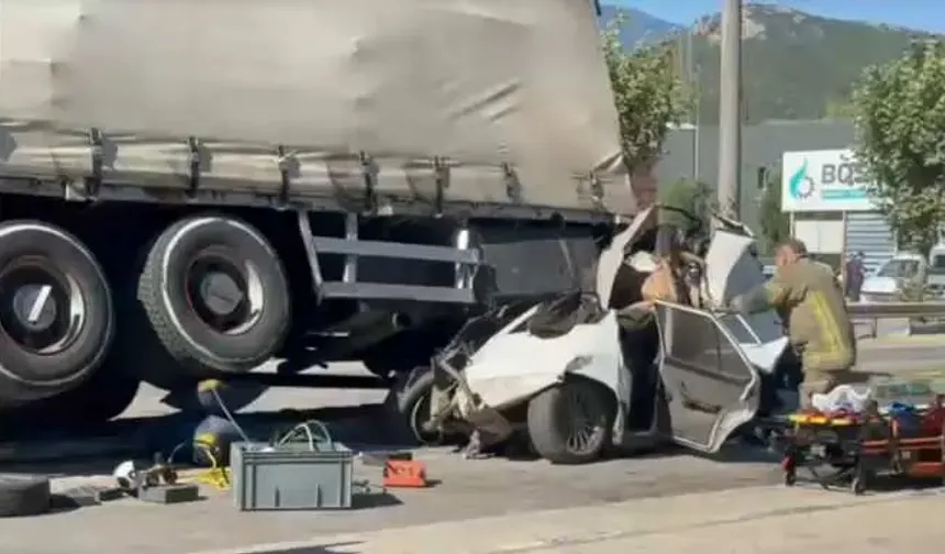 Ankara Yolu Caddesi'nde feci kaza