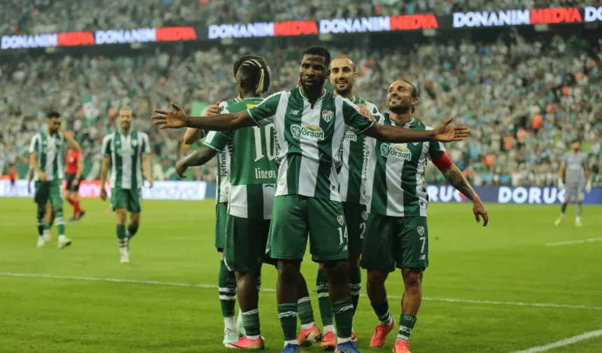 Bursaspor'un golcüsü Iheanacho'ya uluslararası gurur