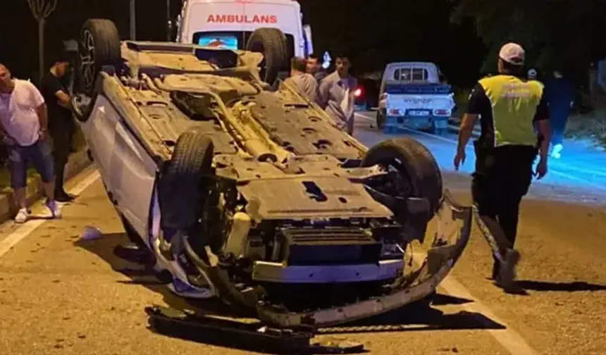 İnegöl'de otomobil takla attı, 2 yaralı