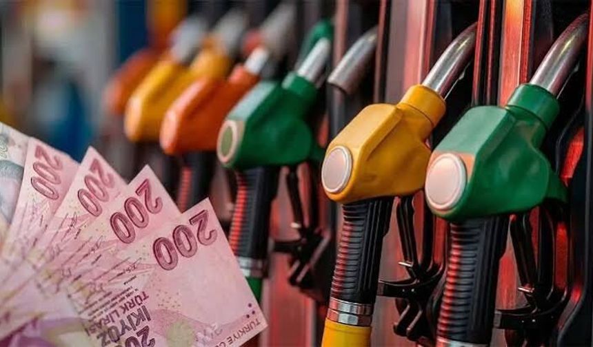 Bursa’da motorinde üç haneli dönem: Litre fiyatı 100 TL’yi aştı