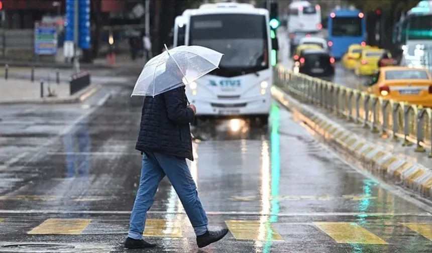 Bursa haftaya yağmurla başladı