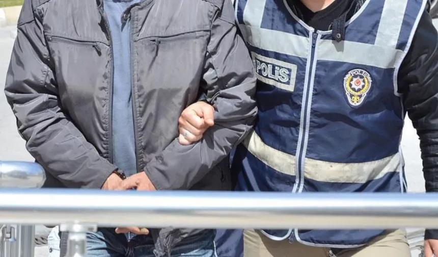 Bursa’da sahte iş insanlarının evinden cephanelik çıktı!