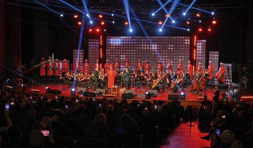 Bursa’da fetih etkinliklerinin finalinde mehter ve klarnet buluşması