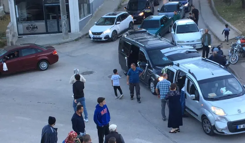 Konvoyda herkesi korkutan çarpışma